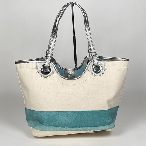 Coach F19212 Canvas Beach Starfish Tote Bag Silver Leather Handles 3 Keychains - Picture 4 of 10